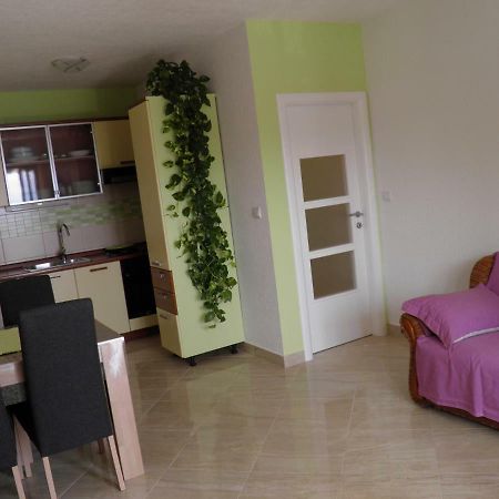 Apartments Marcic Bol Esterno foto
