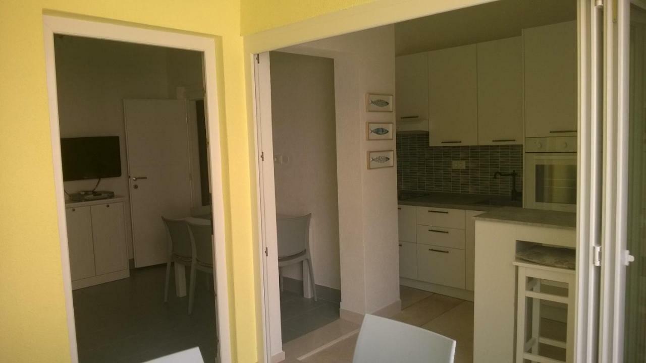 Apartments Marcic Bol Esterno foto