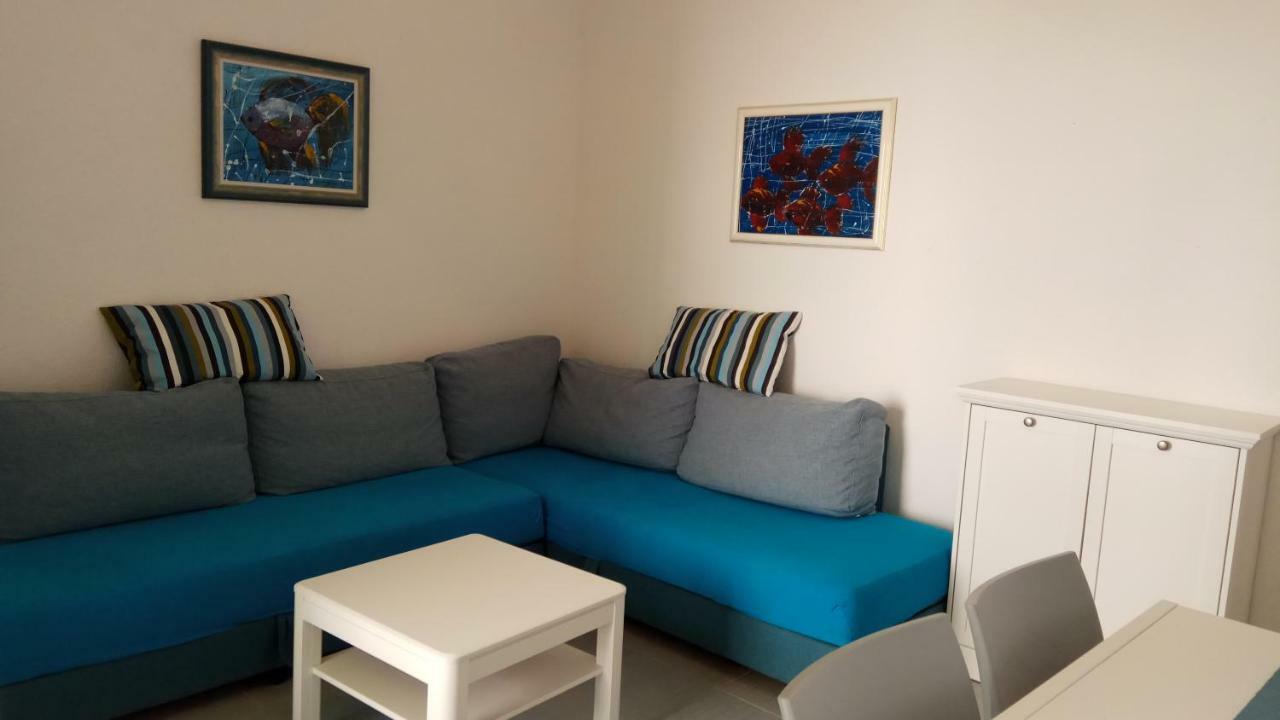 Apartments Marcic Bol Esterno foto